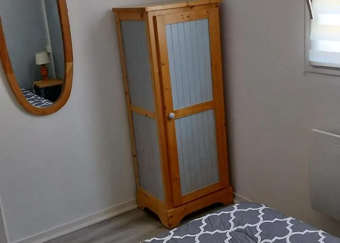 Petit Dans Résidence