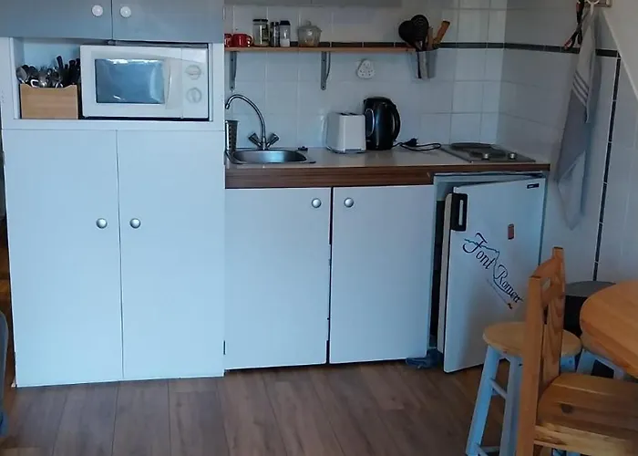 Petit Dans Résidence *